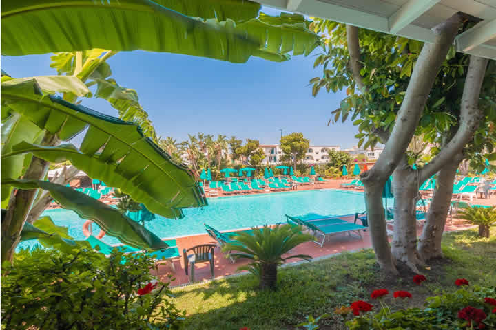 Pacchetto Novembre a Ischia con massaggi, terme e cure convenzionate ASL.
